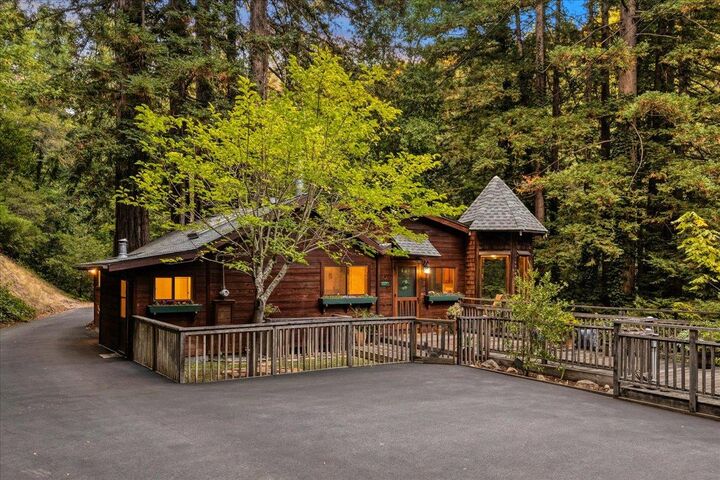 Property Photo:  880 Sunrise Ridge  CA 95066 