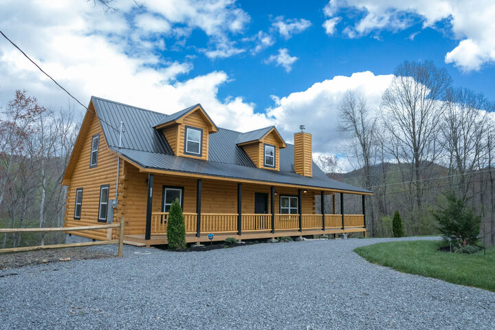 Property Photo:  3453 Valley View Road  TN 37862 