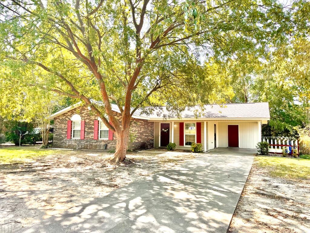 Property Photo:  2003 Rock Spring Road  AL 36303 