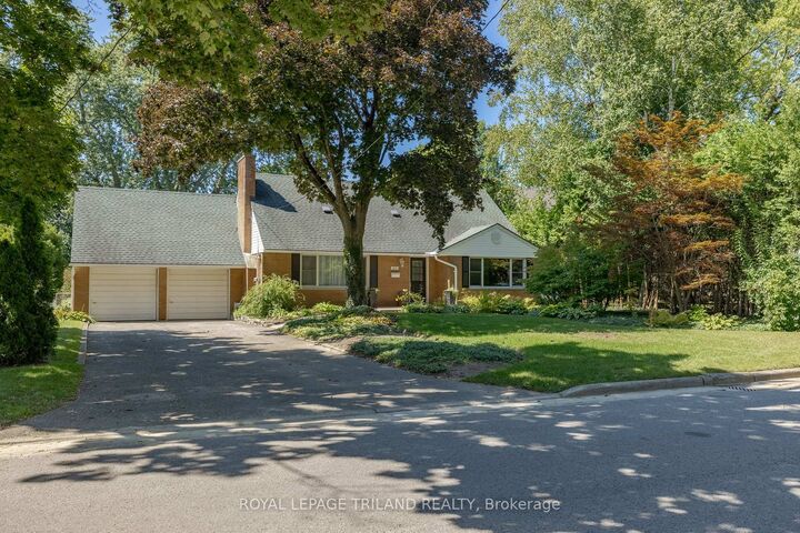 Property Photo: 1631 Kathryn Drive ON N6G 2R7