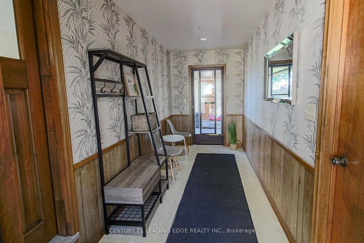 Property Photo: 121 Northview Avenue ON L1N 2G8