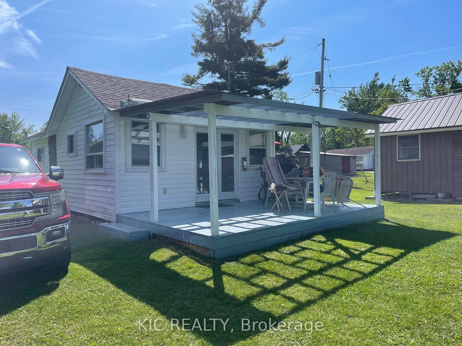 Property Photo:  22  #15 Lake Road  ON K0L 1L0