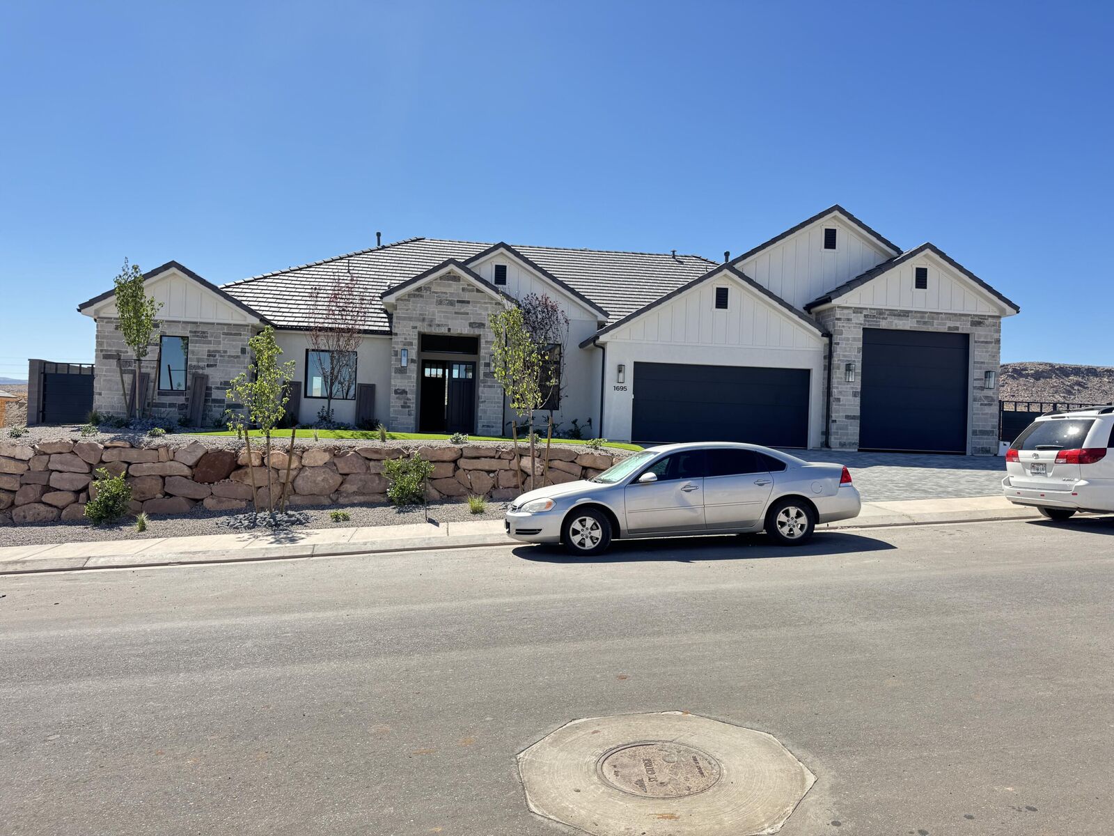 Property Photo:  1695 W Belayer Dr  UT 84770 