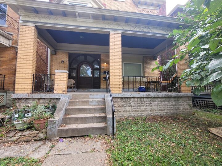 Property Photo:  229 Amber St  PA 15206 