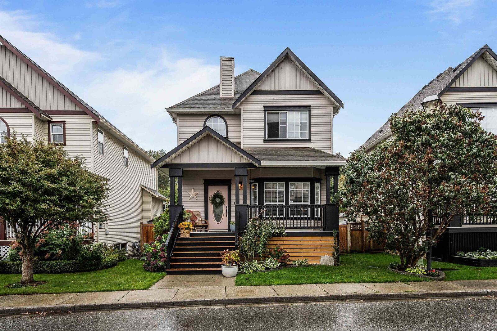 Property Photo:  46460 Ashby Drive  BC V2R 5N4 