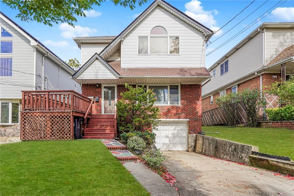 Property Photo:  51 Rockwell Avenue  NY 10305 