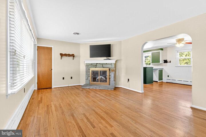Property Photo: 123 Westbrook Drive PA 17603