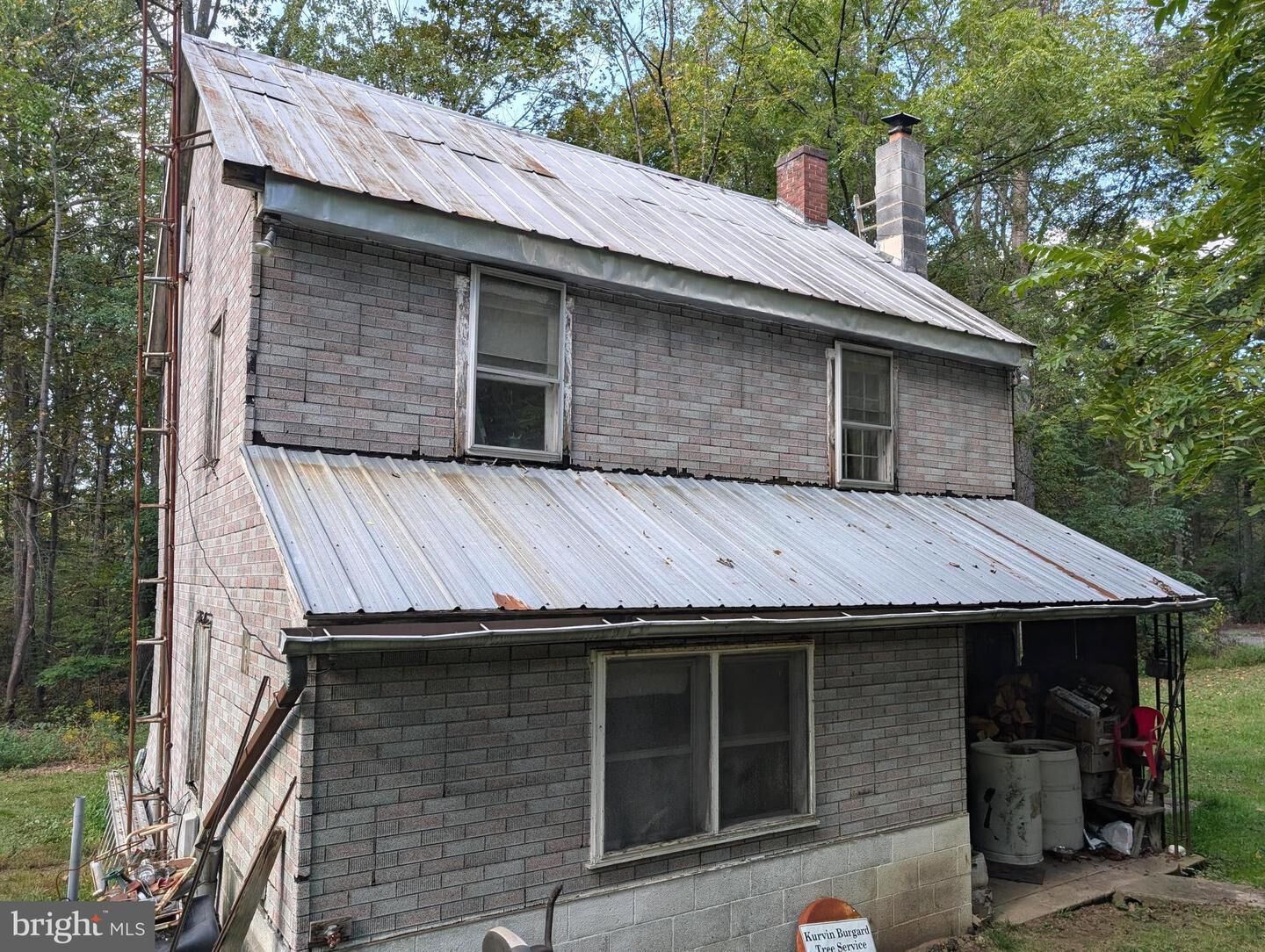 Property Photo: 340 S Lake Road PA 17362
