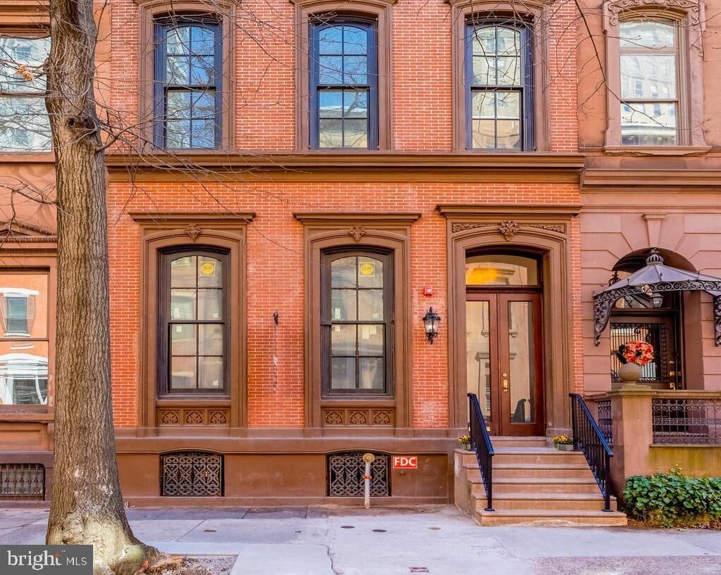 Property Photo: 1716 Spruce Street 4 PA 19103