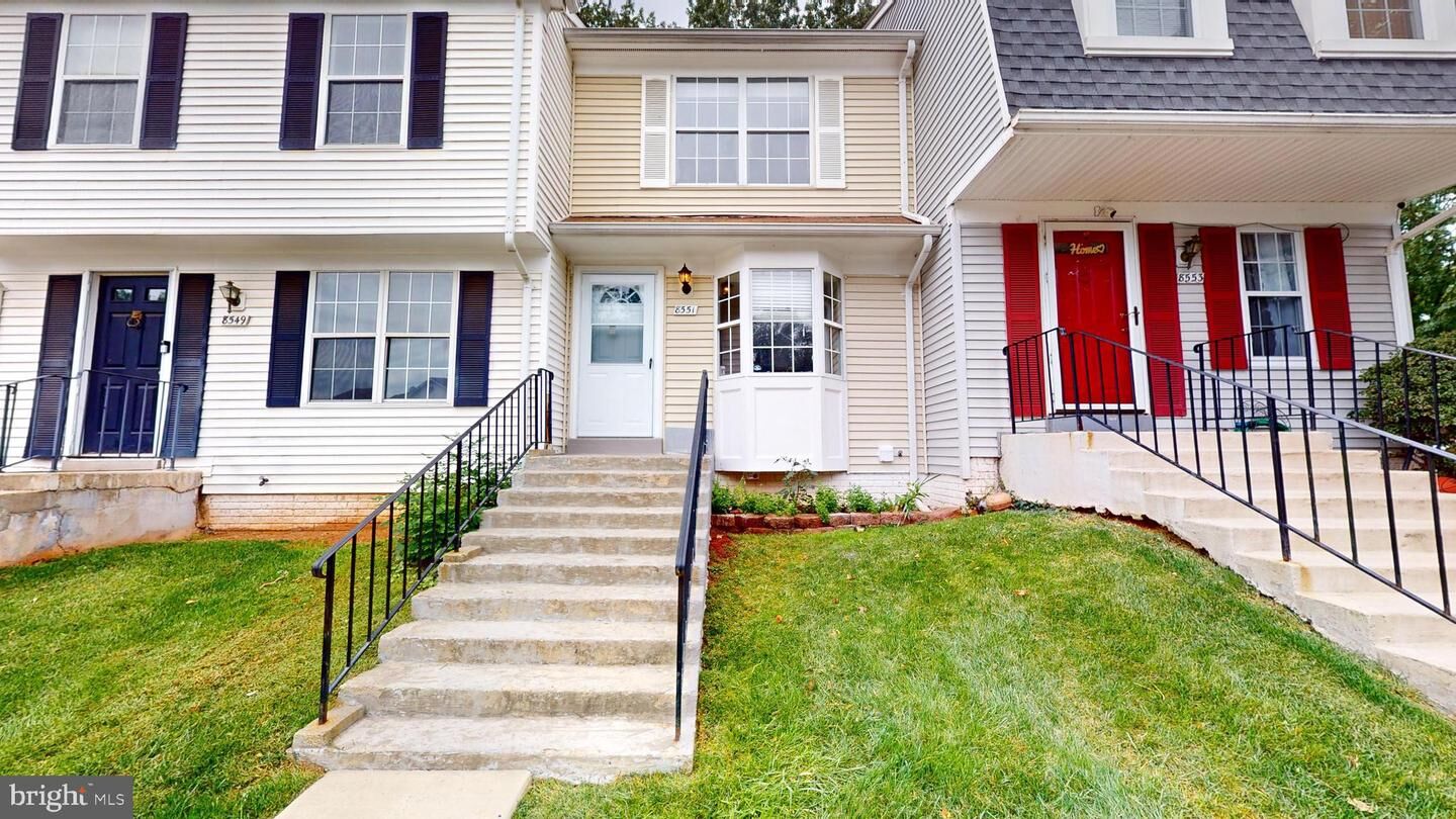 Property Photo:  8551 Braxted Lane  VA 20110 