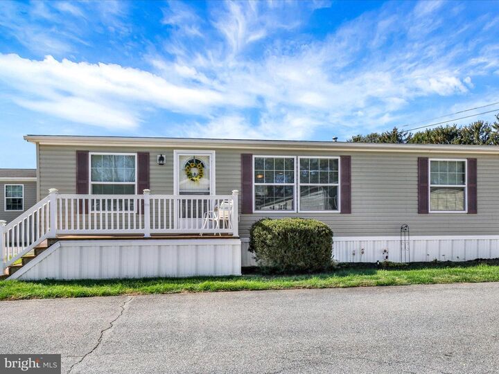 Property Photo: 27 Jere Road PA 17529