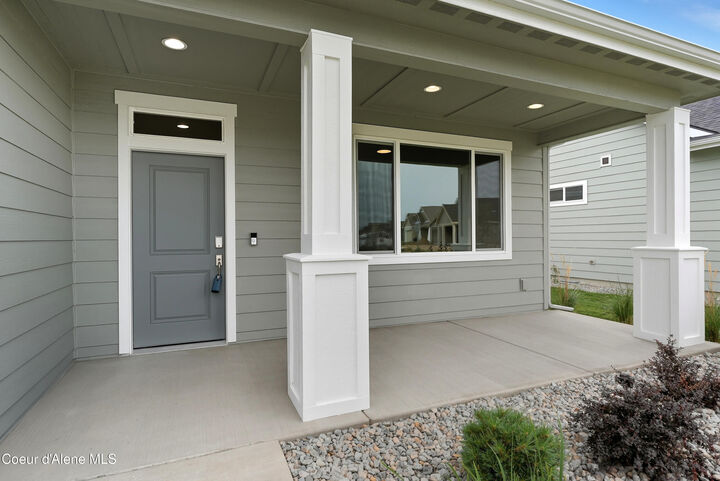 Property Photo:  7718 N Girard Cir  ID 83815 