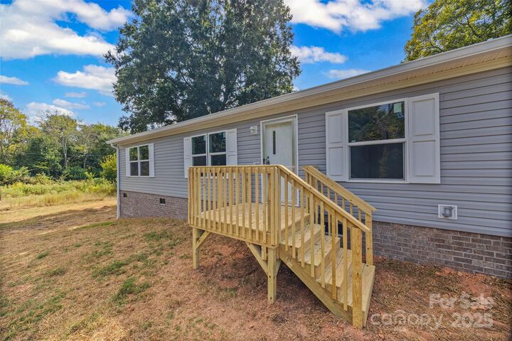 Property Photo:  2246 Myers Street  SC 29732 