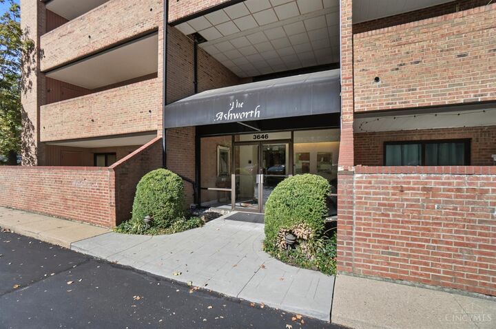 3646 Ashworth Drive  Cincinnati OH 45208 photo