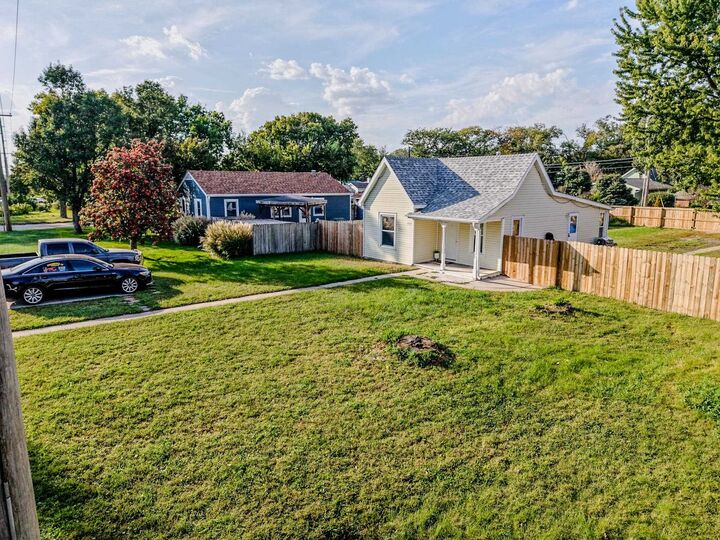 Property Photo:  1318 4th Street  NE 68601 