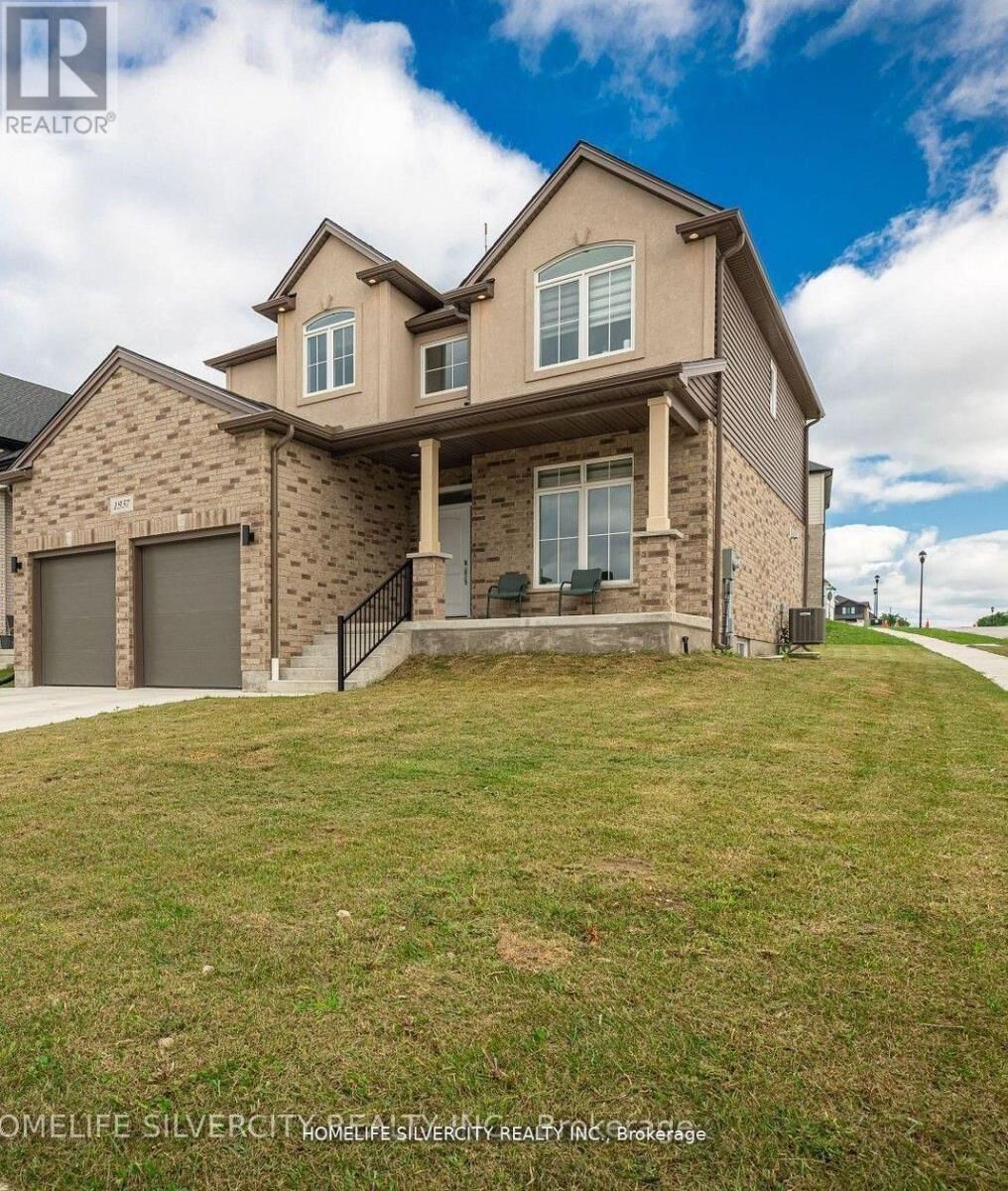 Property Photo:  1937 Boardwalk Way  ON N6K 4P9 