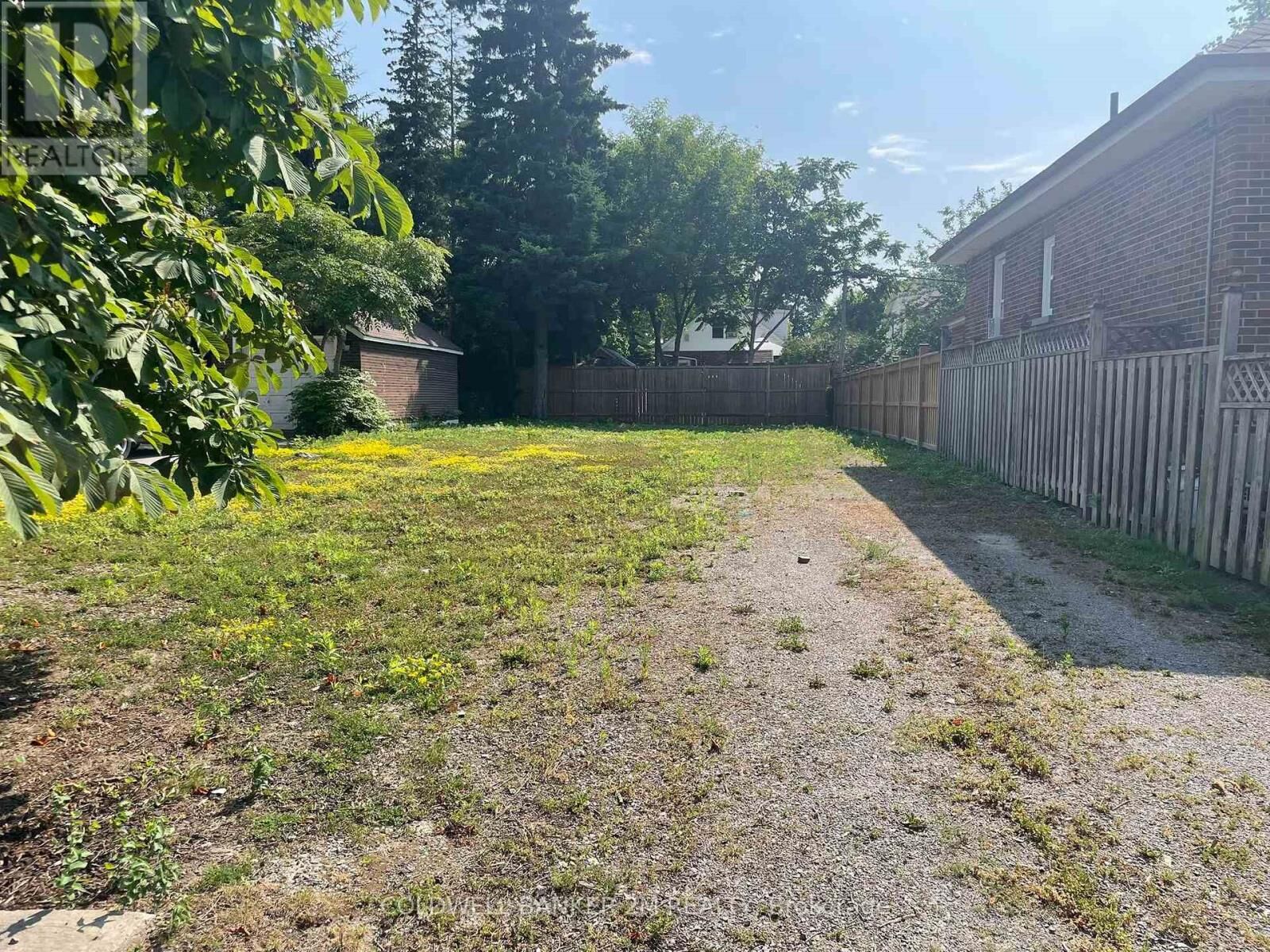 Photo de la propriété: 639 Hortop Street ON L1G 4N4