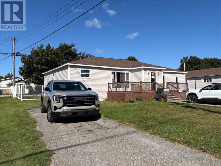 Property Photo:  37 St. George'S Avenue  NL A2N 1K8 