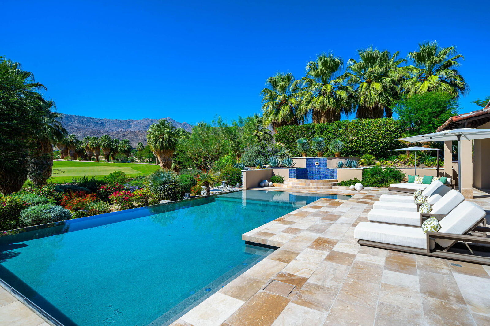 5 bed Palm Desert home for sale: 203 Palm Ridge, Palm Desert, CA 92260