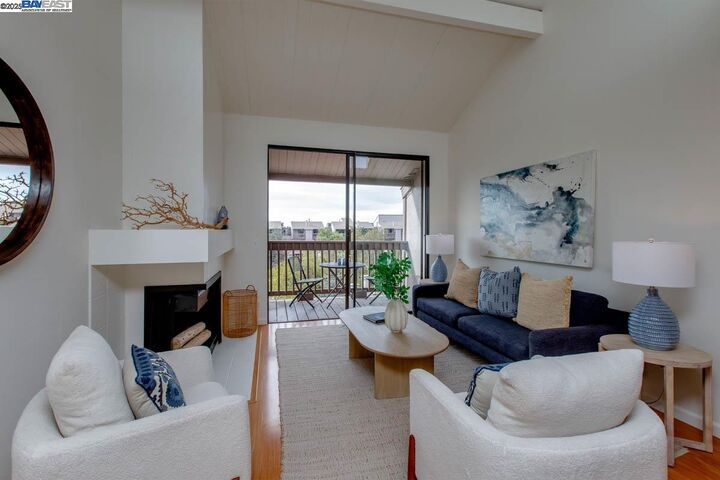 Property Photo: 2101 Shoreline Dr 475 CA 94501