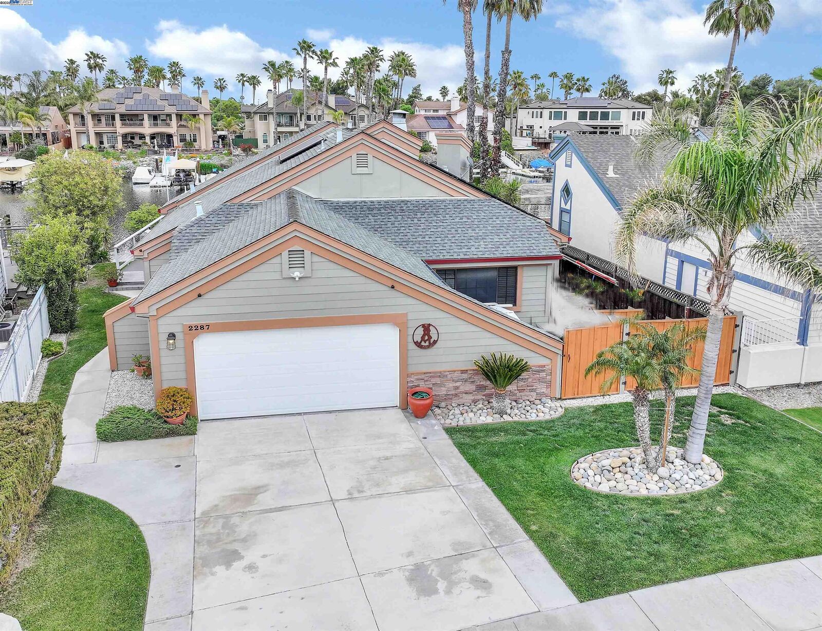 Property Photo:  2287 Cove Ct  CA 94505 