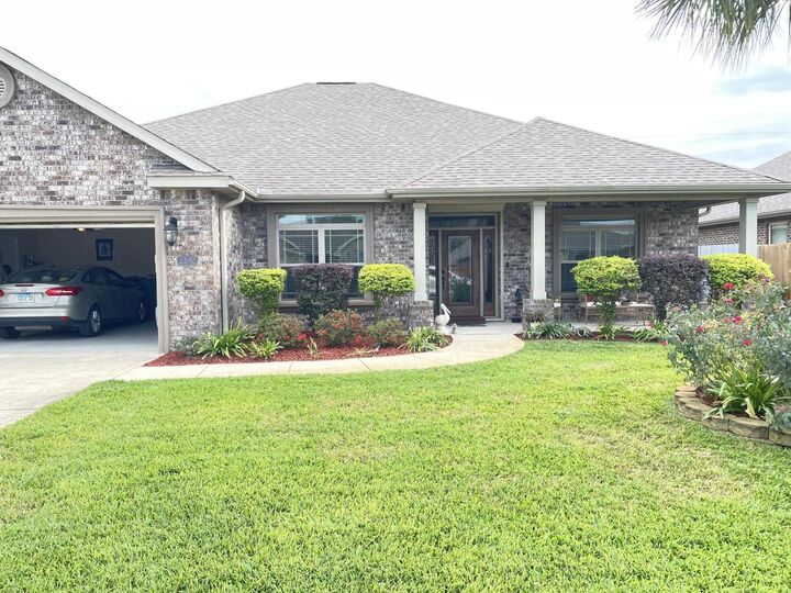 Property Photo:  2392 Cummings Drive  FL 32547 