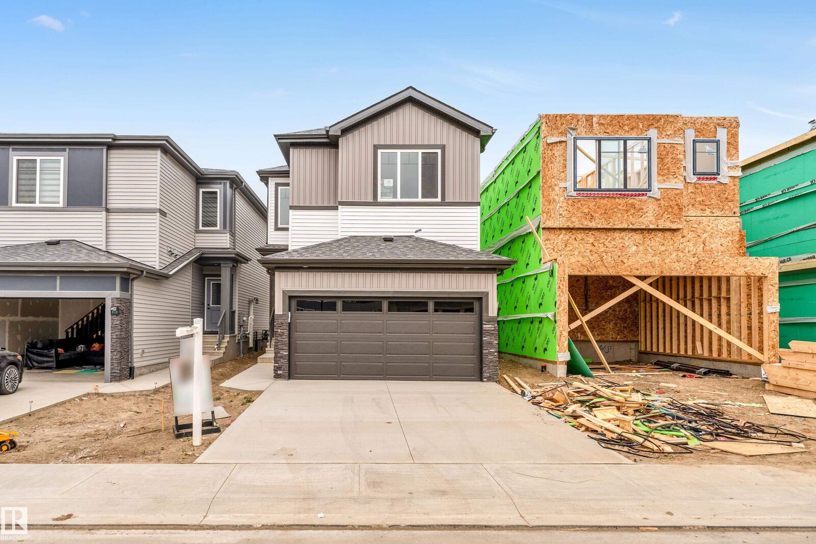 Property Photo:  8723 181 Avenue NW  AB T5Z 0X2 
