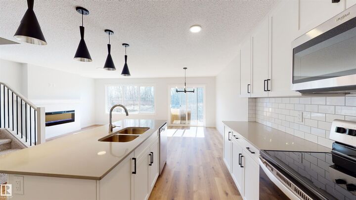 Property Photo: 98 Baker Street AB T8E 0B8