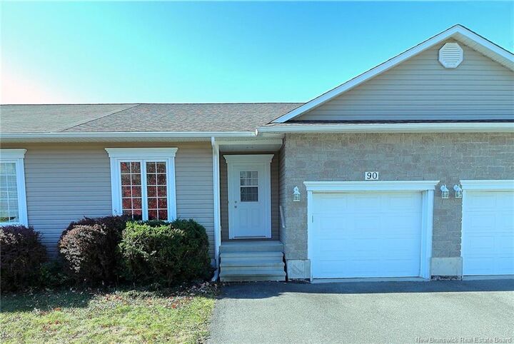 90 Valcour Drive  Fredericton NB E3C 0H6 photo