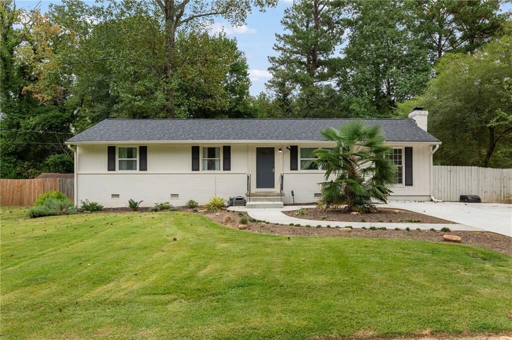 Property Photo:  551 Lyle Drive SE  GA 30067 