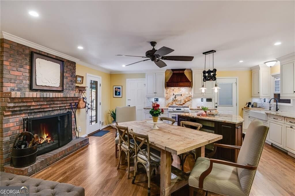 Property Photo: 1130 Lake Drive GA 30075