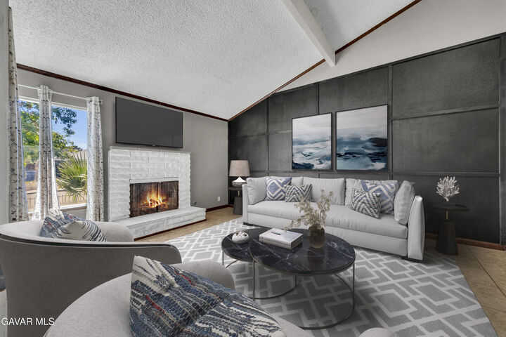 Property Photo:  855 Lightcap Street  CA 93535 