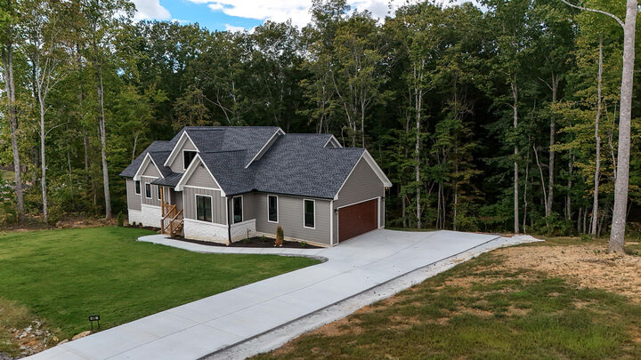 Property Photo: 490 Moonlight Lane TN 37347