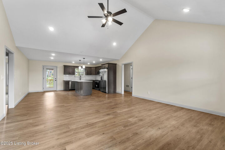 Property Photo:  148 Wooded Glen Dr  KY 40047 
