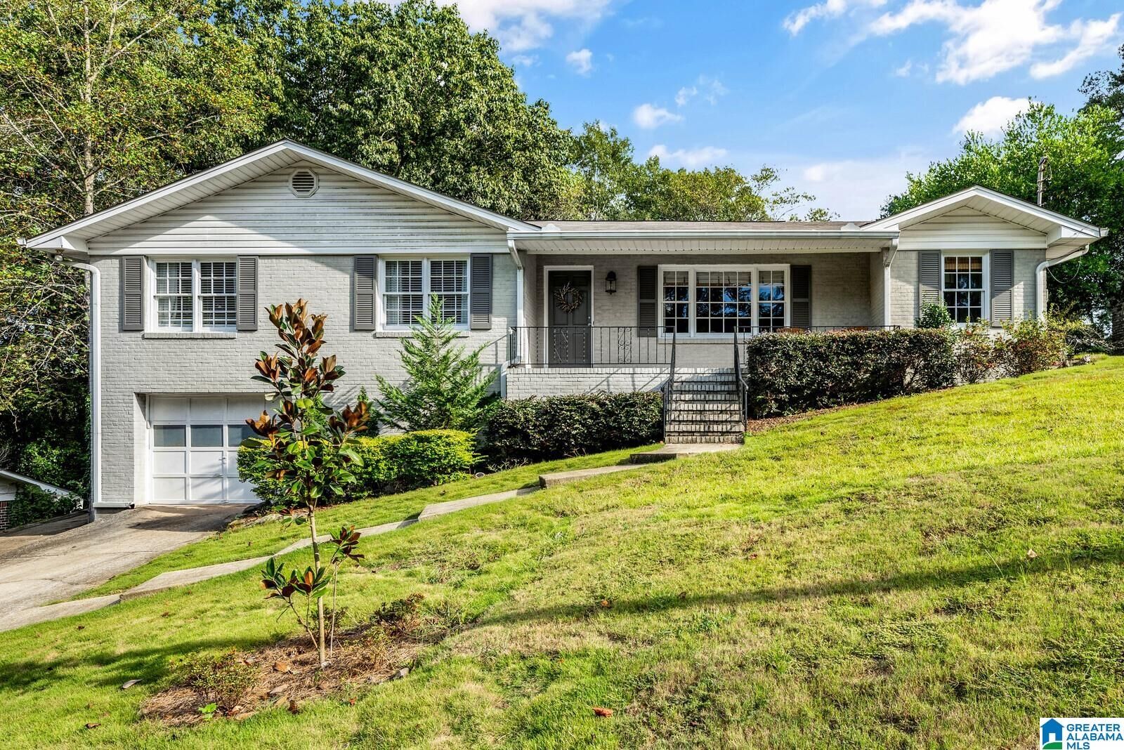 Property Photo: 5901 Southhall Road AL 35213