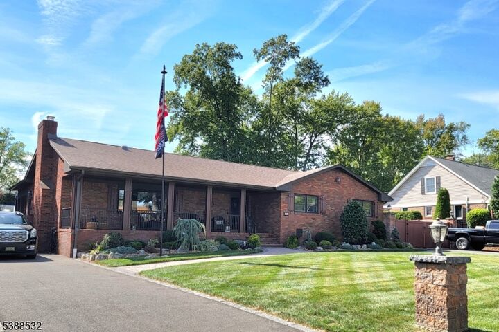 Property Photo:  75 Highland Rd  NJ 07067 