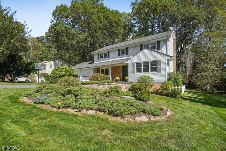 Property Photo:  114 Shady Ln  NJ 07869 