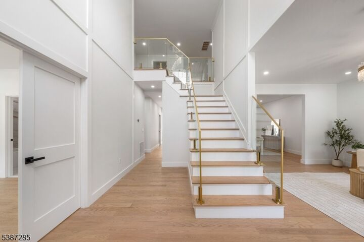 Property Photo: 1840 Raritan Rd NJ 07076