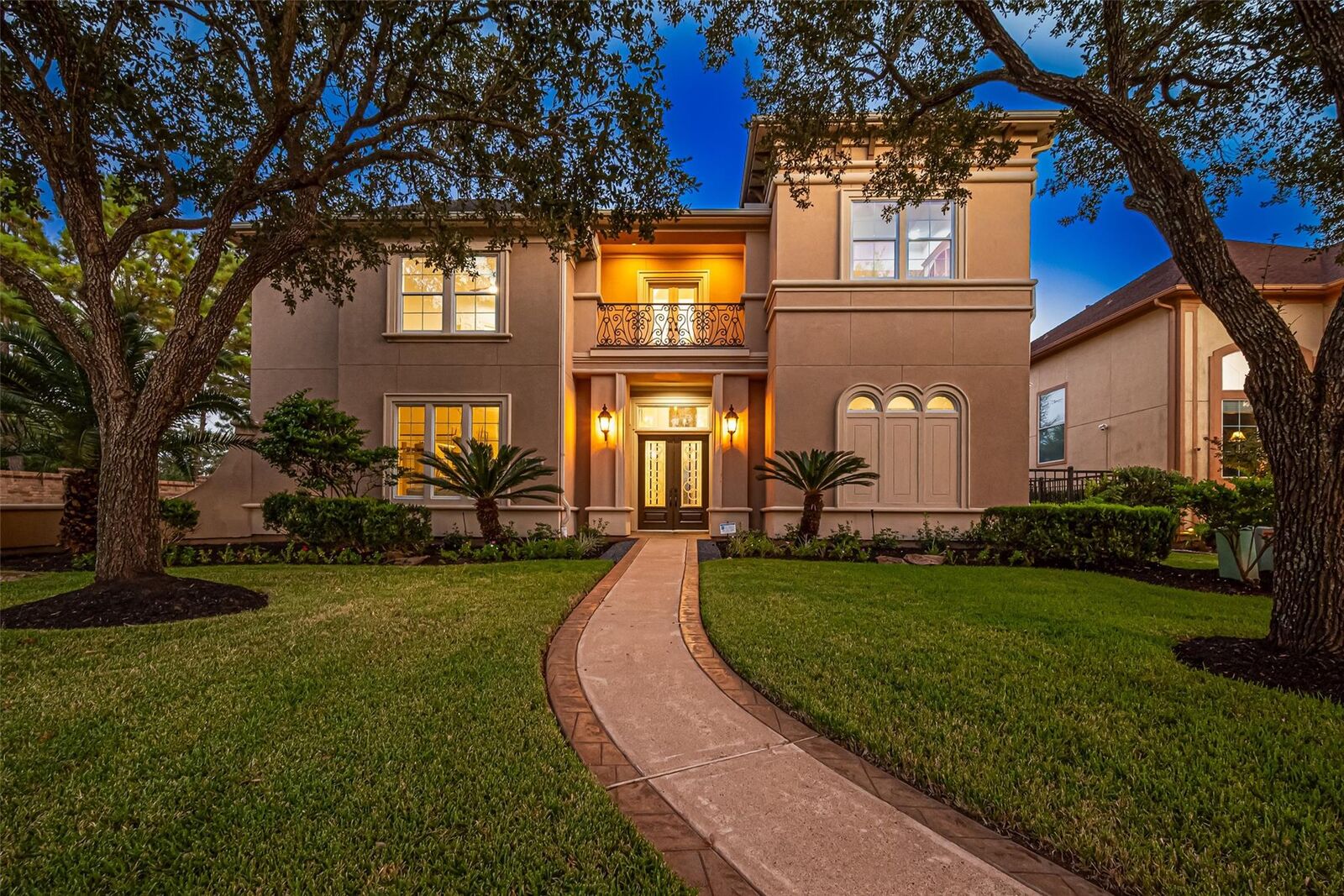 Property Photo:  23003 Two Harbors Glen Street  TX 77494 