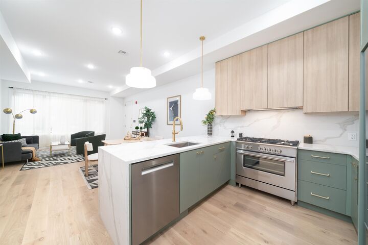 Property Photo:  100 Webster Ave 1  NJ 07307