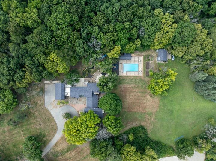 Property Photo: 12251 Maffitt Lake Road IA 50061