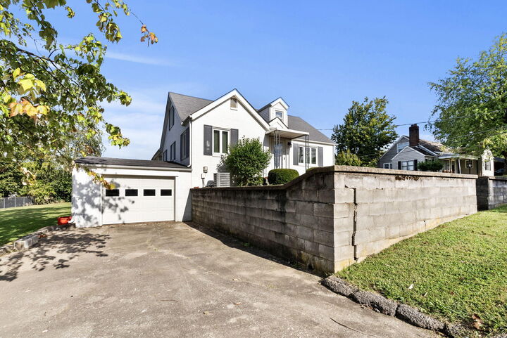 Property Photo: 1401 Arlington Drive KY 40475