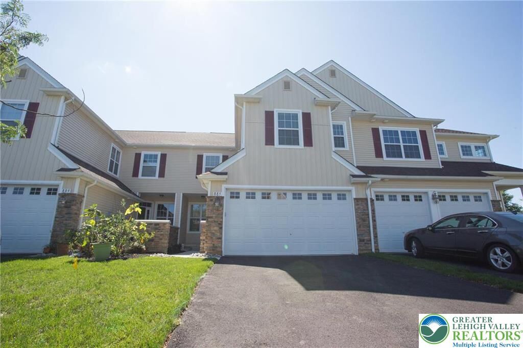 Property Photo:  885 Iron Lane  PA 18040 