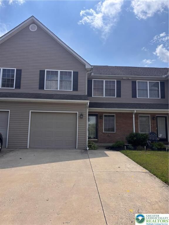 Property Photo:  1459 Mohr Circle  PA 18062 
