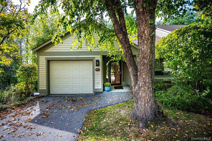 Property Photo:  627 Heritage Hills A  NY 10589 