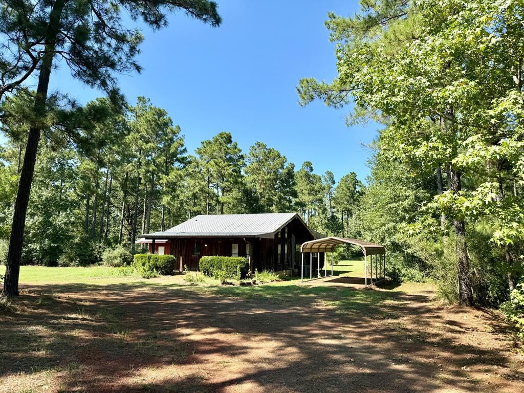 Property Photo:  3600 County Road 797  TX 75943 