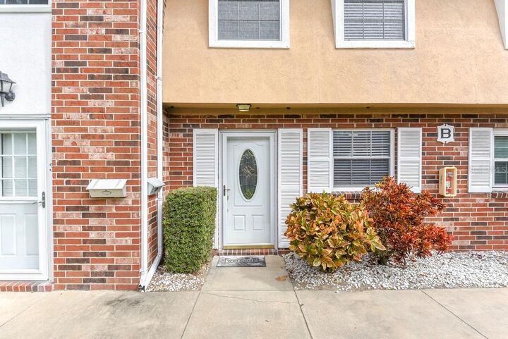 Property Photo: 2200 S Palmetto Avenue B040 FL 32119