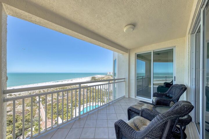 Property Photo:  1180 Gulf Boulevard 1201  FL 33767