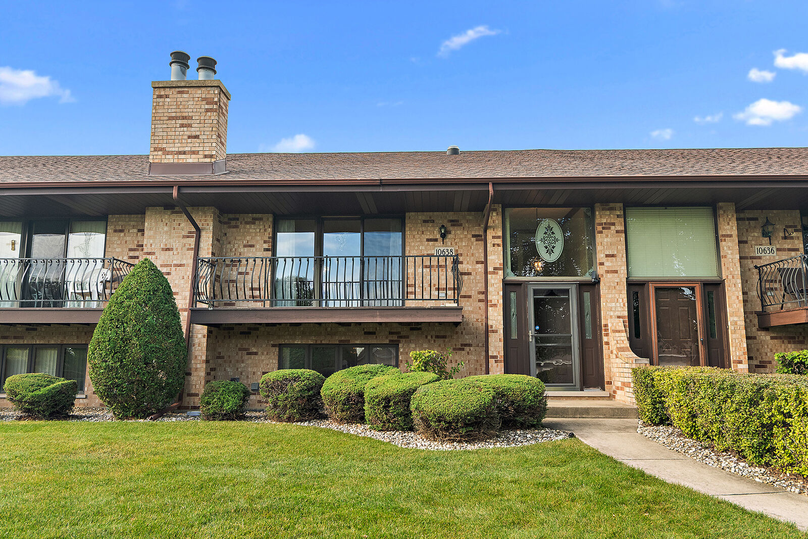 Property Photo: 10638 Melissa Drive 104 IL 60467