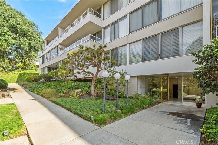 Property Photo:  32679 Seagate H  CA 90275 